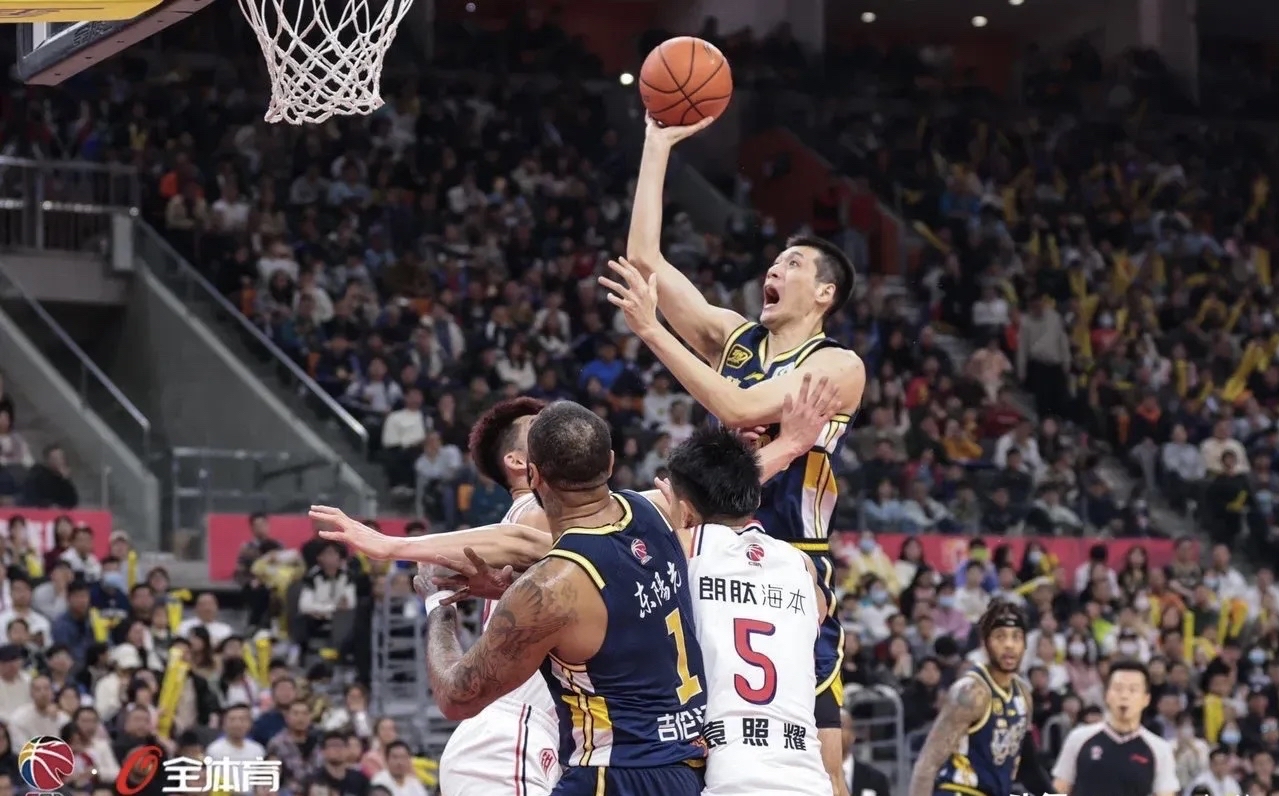 深圳八一客场战胜江苏雷蒙特